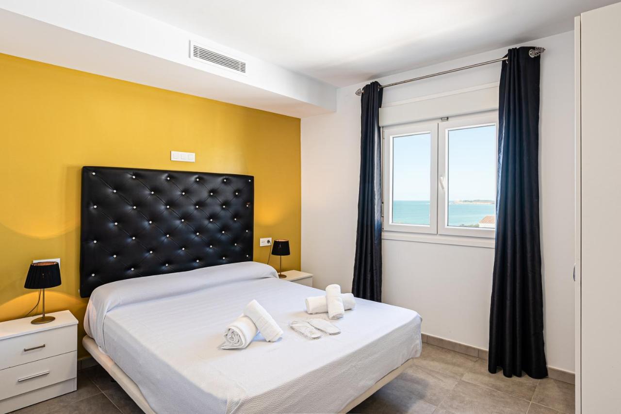 Apartamentos Turisticos La Boutique Del Mar Conil De La Frontera Exterior photo