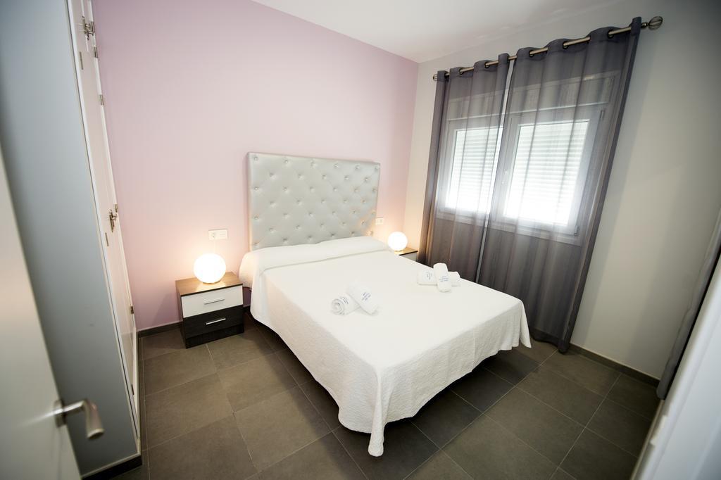 Apartamentos Turisticos La Boutique Del Mar Conil De La Frontera Exterior photo